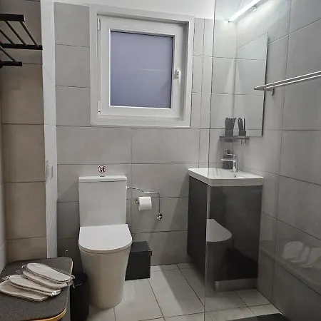 Alasia Apt-2bdr Apartman